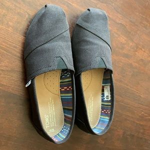 Toms shoes